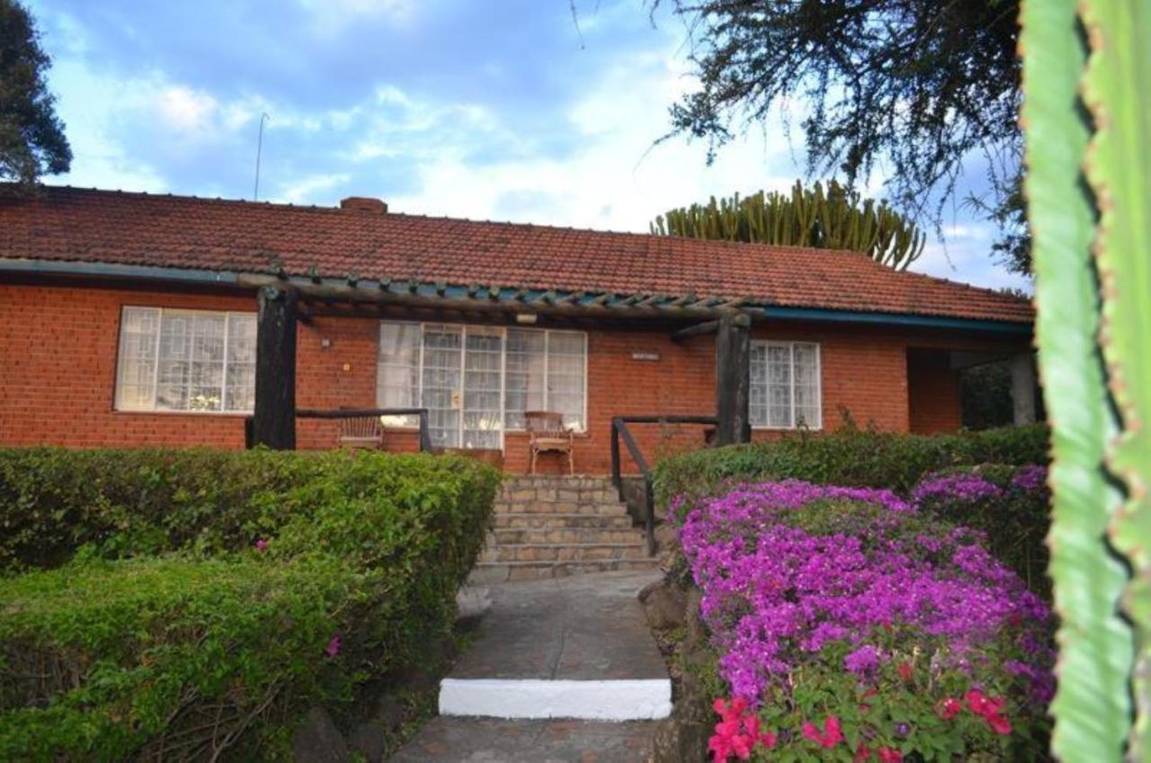 Jacaranda Lake Elementaita Lodge Gilgil المظهر الخارجي الصورة